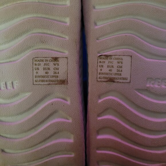 Reef Creamy-White Sandals/Slides Misses Size 9 - Picture 5 of 6